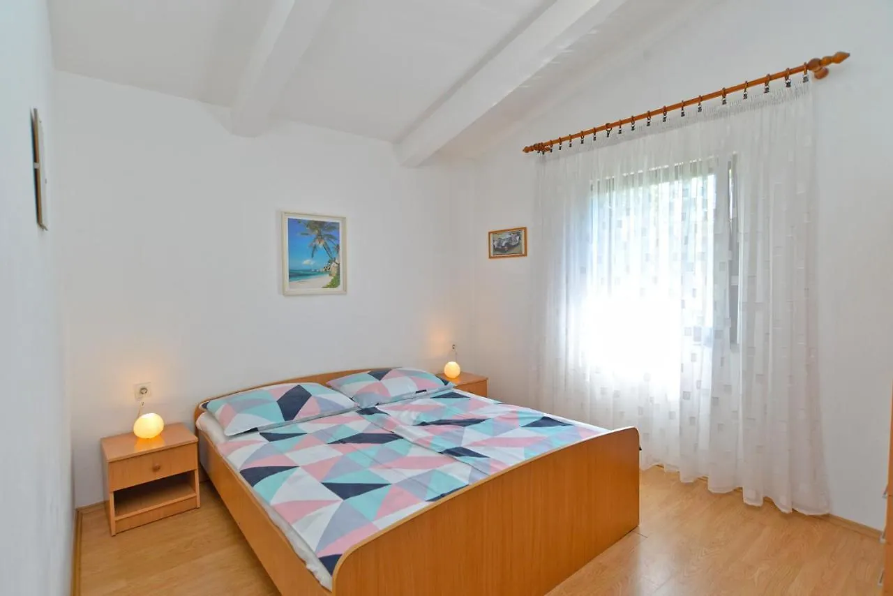 Apartments Mira 667 Medulin