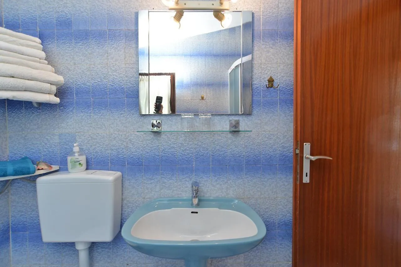 Apartments Mira 667 Medulin Croatia